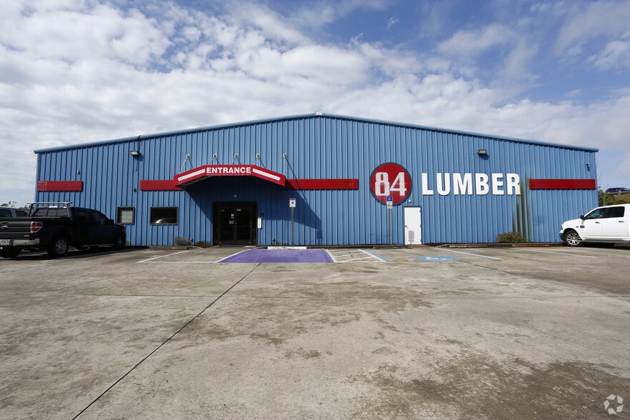 More Photos Of 2800 15th St, Bradenton Warehouse For Sale