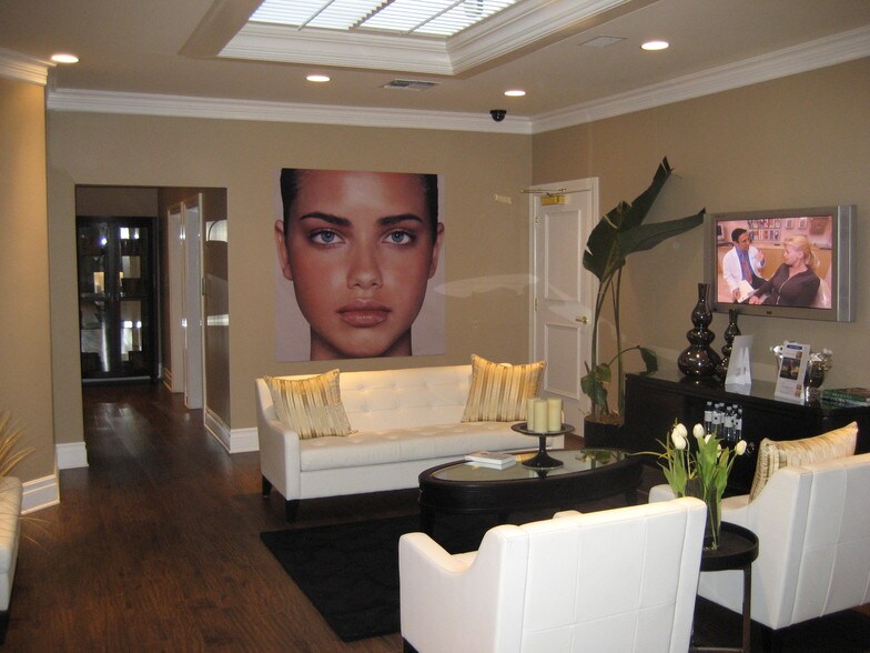More Photos Of 444 N Camden Dr, Beverly Hills Medical For Lease