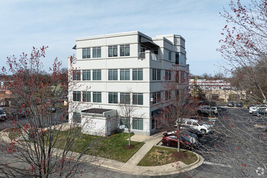 More Photos Of 3010 Crain Hwy, Waldorf Medical For Lease