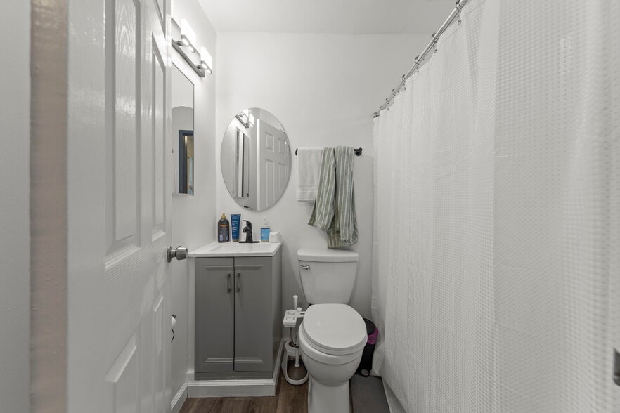 More Photos Of 52 Cleveland Ave, San Jose Apartments For Sale