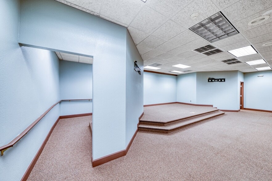 More Photos Of 1184 Davis Pl NW, Atlanta Religious Facility For Sale