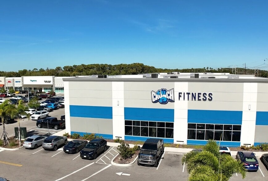 More Photos Of 8425-8475 Heritage Green Way, Bradenton Freestanding For Lease