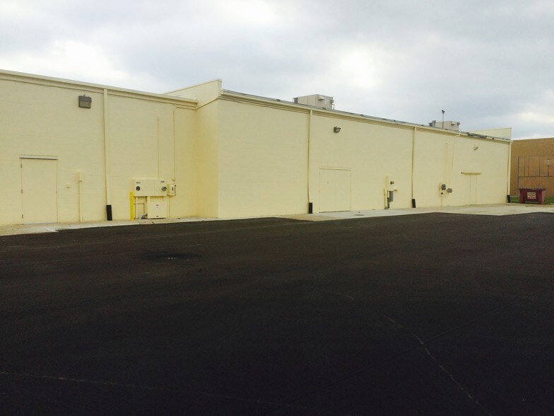 More Photos Of 1629-1697 E M 21, Owosso Freestanding For Sale