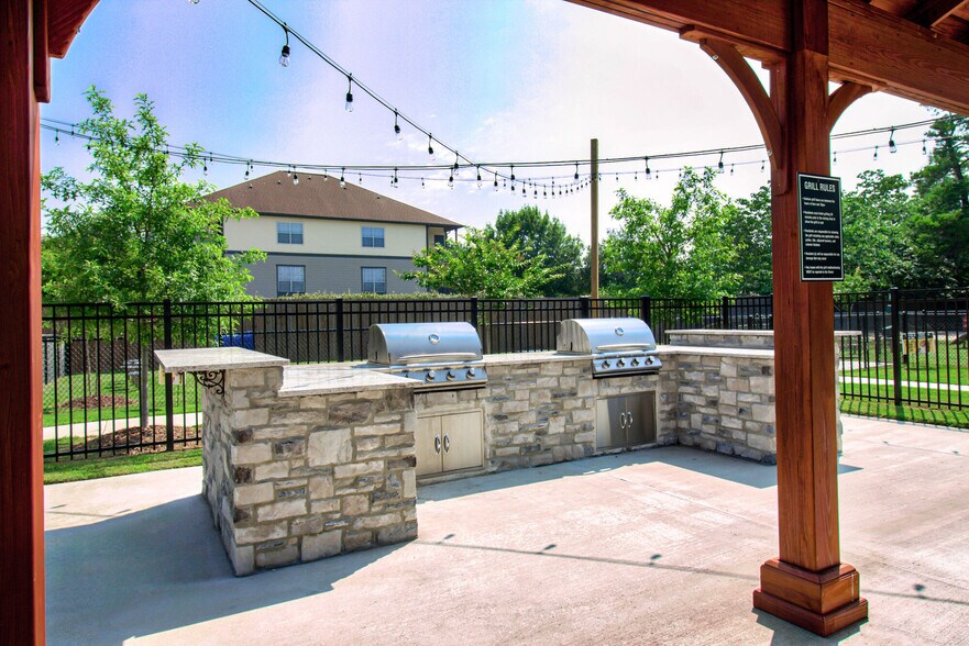 More Photos Of 5431 Essen Ln, Baton Rouge Apartments For Sale