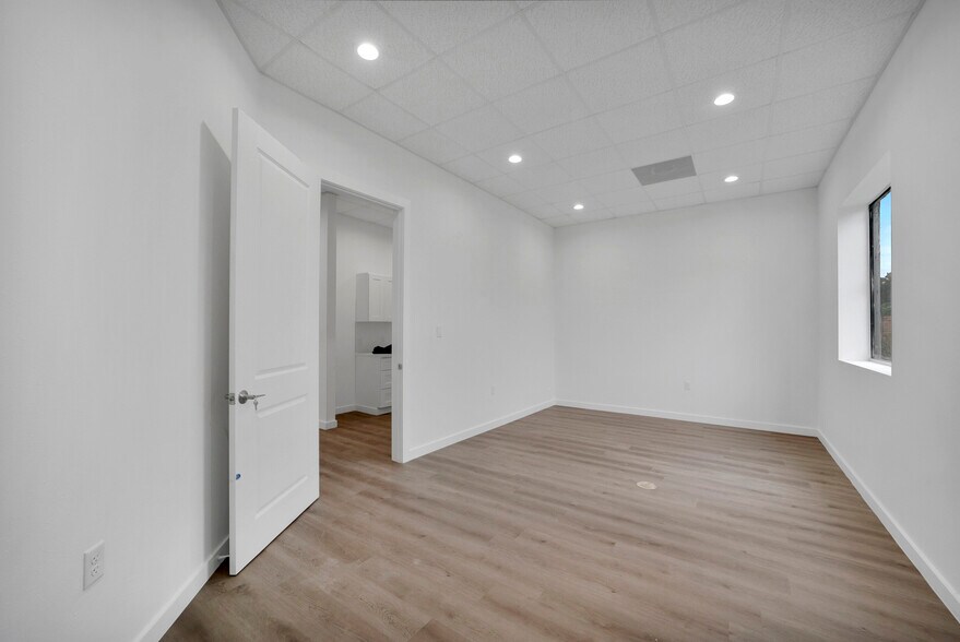 More Photos Of 26600 Cook Rd #306 fld, Katy Medical For Lease