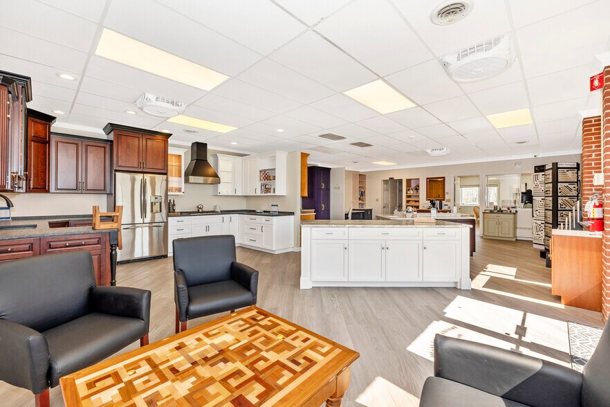 More Photos Of 18001 Sellman Rd, Dickerson Light Manufacturing For Sale