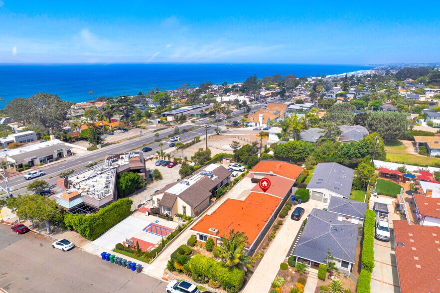 More Photos Of 330 9th St, Del Mar Apartments For Sale