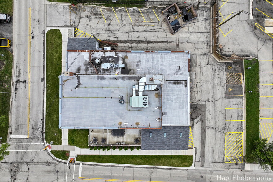 More Photos Of 169 N Seymour Ave, Mundelein Restaurant For Sale