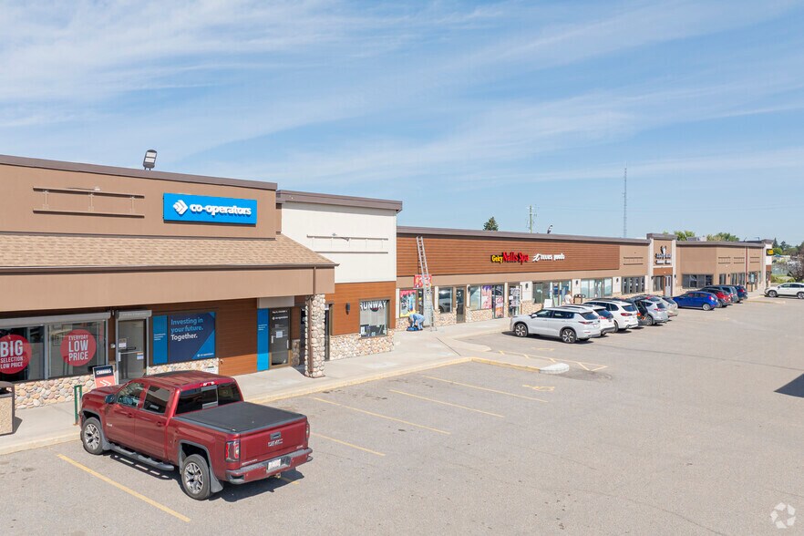 More Photos Of 510 Hwy-1 Hwy, Strathmore Storefront Retail Office For Lease
