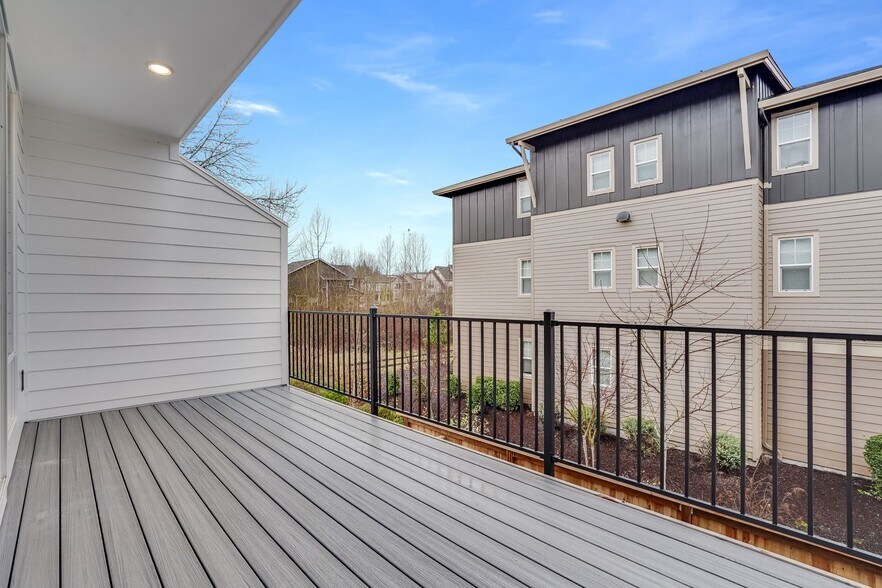 More Photos Of 16933 SW 132nd Ter, Tigard Apartments For Sale