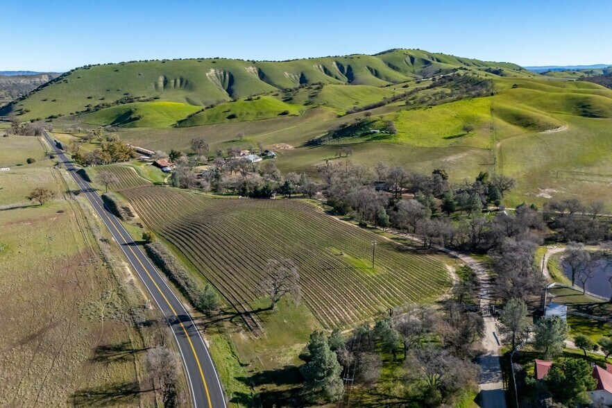 More Photos Of 535 Calf Canyon Hwy, Creston Winery Vineyard For Sale