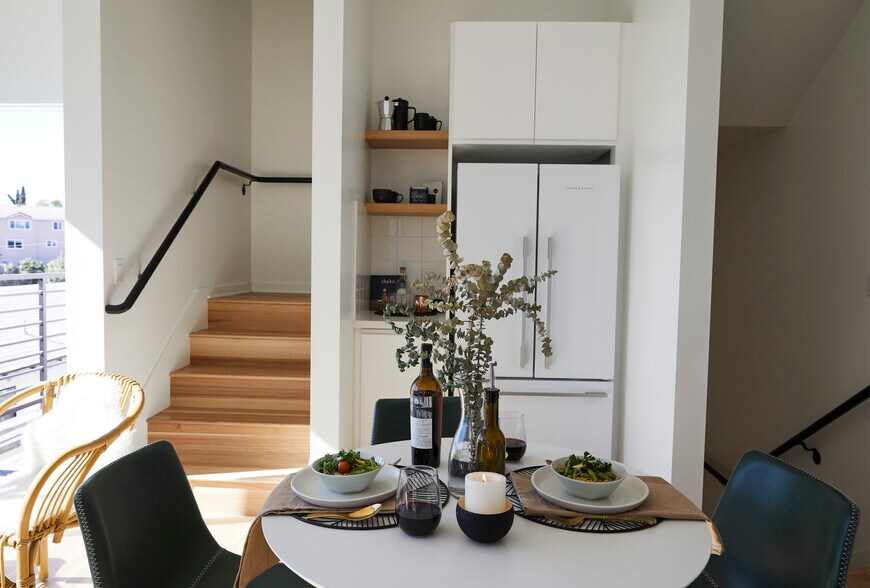 More Photos Of 908-912 Everett St, Los Angeles Apartments For Sale