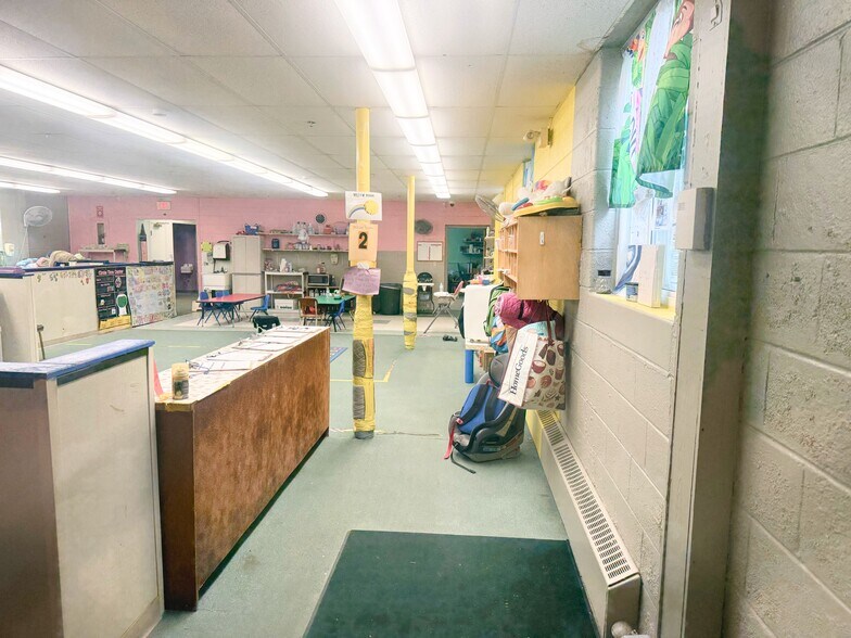 More Photos Of 25350 W 6 Mile Rd, Redford Religious Facility For Sale