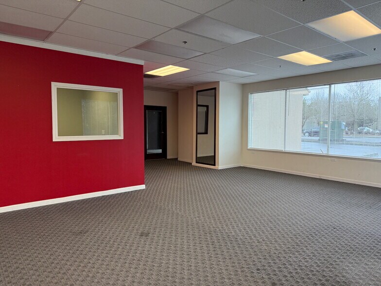 More Photos Of 5202 100th St SW, Lakewood Medical For Lease