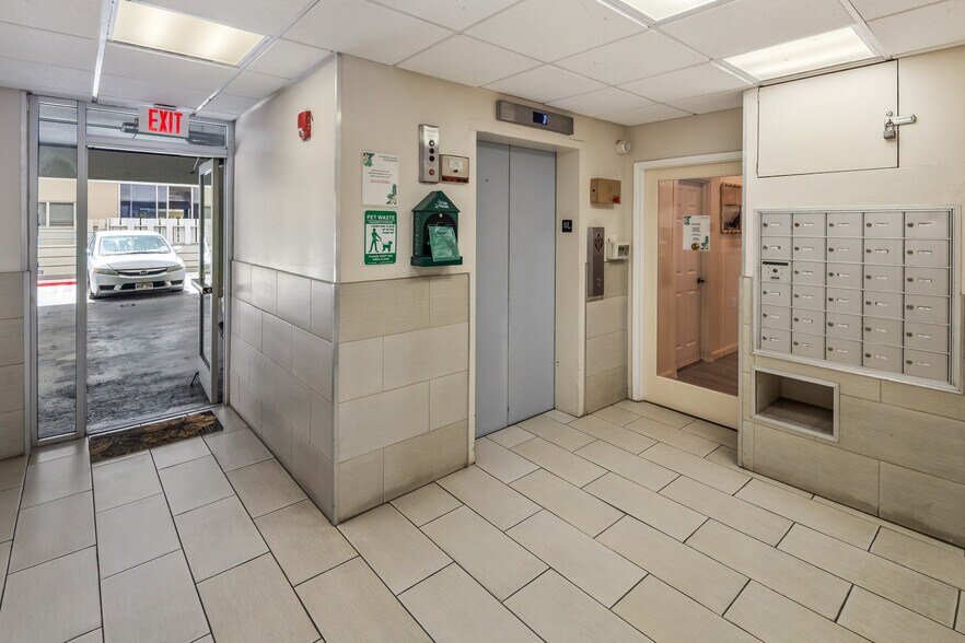More Photos Of 441 Walina St, Honolulu Apartments For Sale