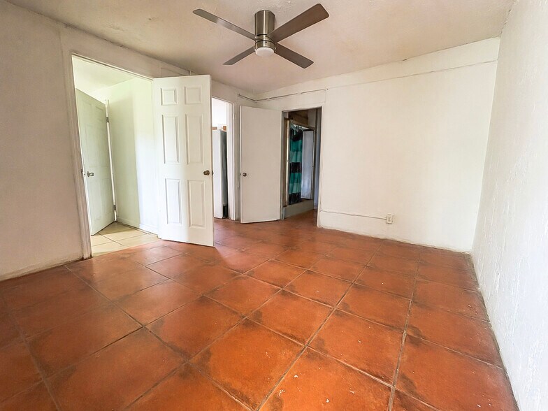 More Photos Of 6142 SW 40th Ct, Miramar Apartments For Sale