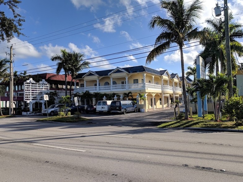 Primary Photo Of 5420-5430 N State Road 7, North Lauderdale Schools For Sale