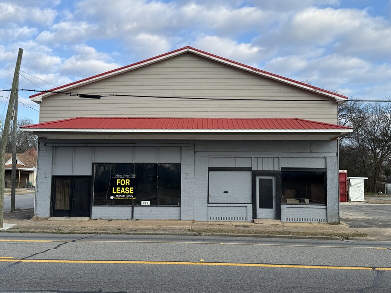 Primary Photo Of 823 S Main St, Cedartown Flex For Sale