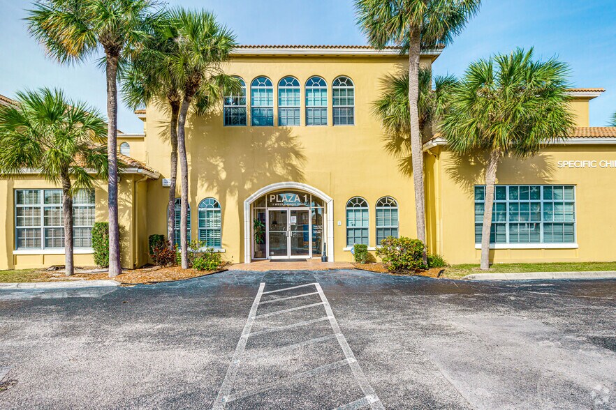 More Photos Of 1 W Camino Real, Boca Raton Office For Lease