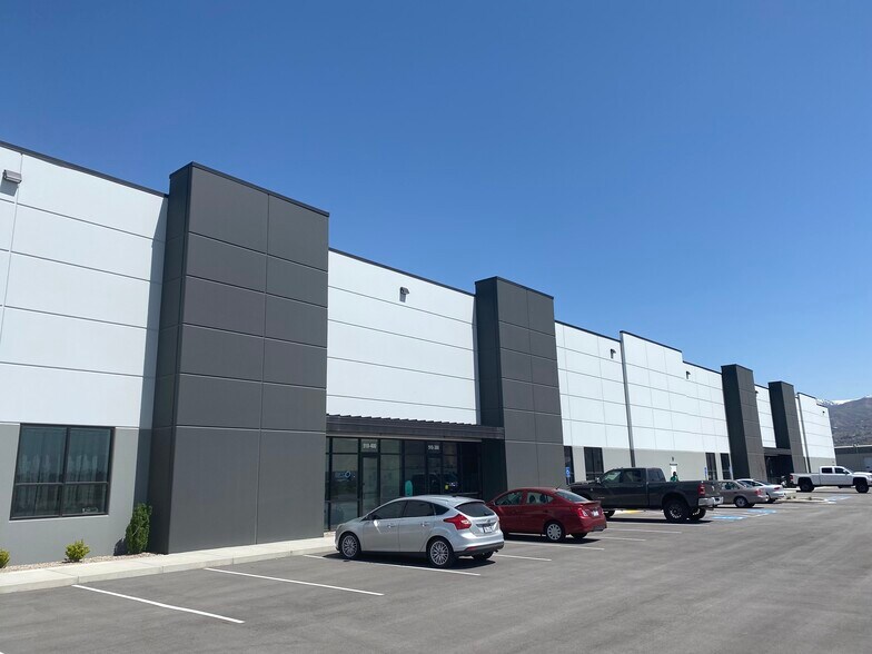 More Photos Of 910 W Center St, North Salt Lake Industrial For Sale