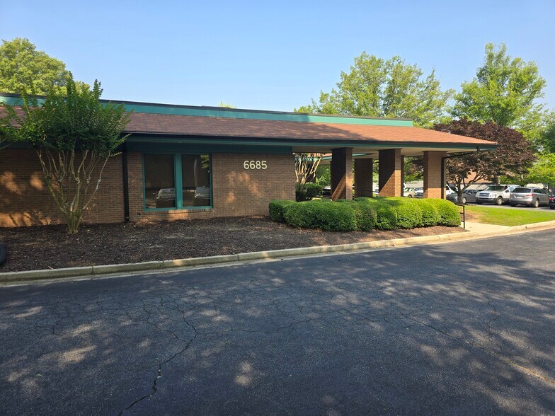 More Photos Of 6685 Merchants Way, Morrow Medical For Sale