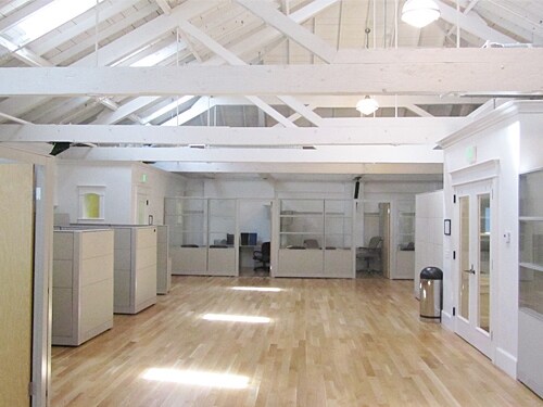 More Photos Of 925 De La Vina St, Santa Barbara Office For Lease