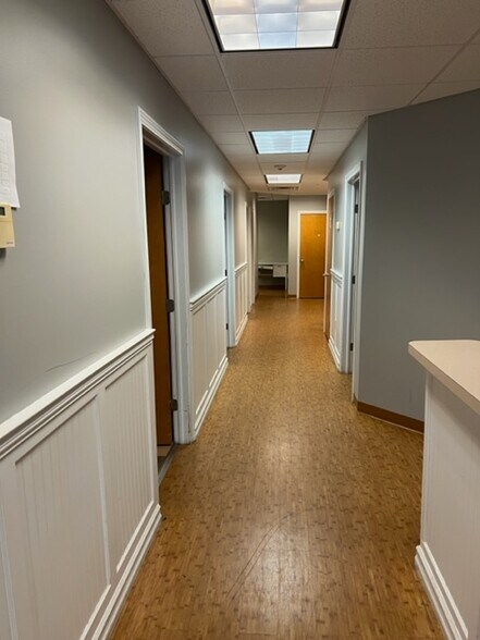 More Photos Of 1449 Old Waterbury Rd, Southbury Office For Sale