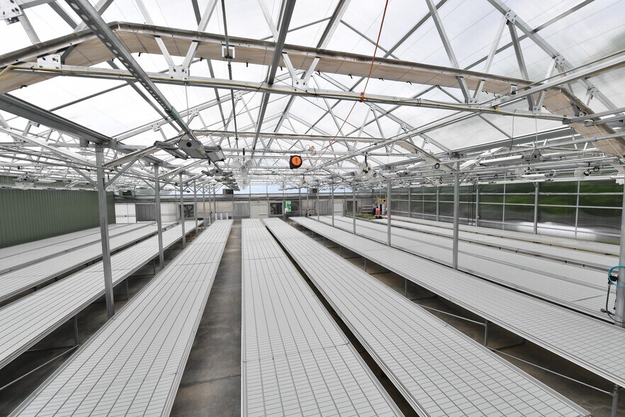 More Photos Of 1070 Wadesville Rd, Berryville Light Manufacturing For Sale