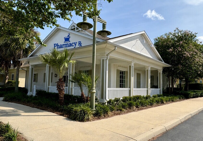 More Photos Of 910 Old Camp Rd, Lady Lake Medical For Lease