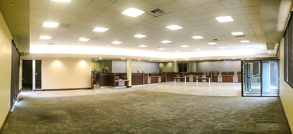 More Photos Of 20254 Hwy 18, Apple Valley Bank For Lease