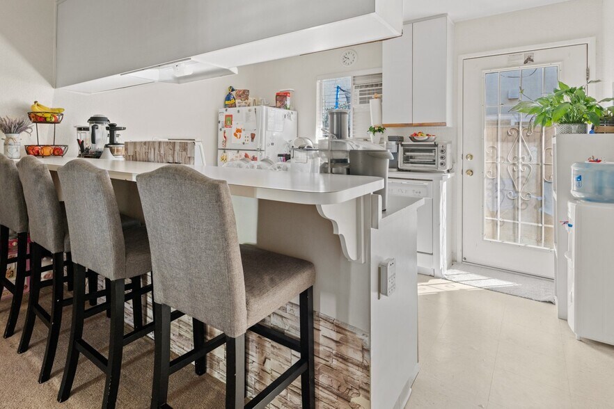 More Photos Of 757 Waugh Ln, Ukiah Apartments For Sale