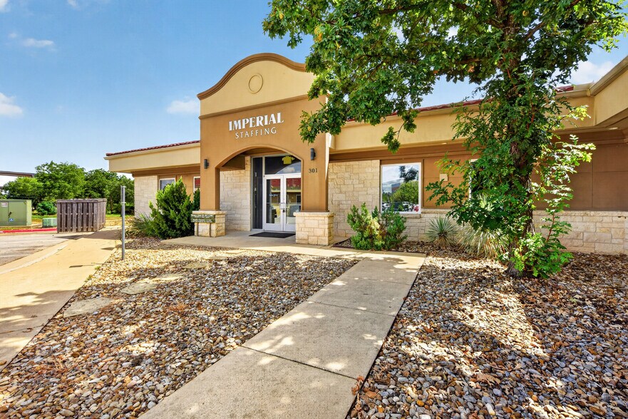 More Photos Of 10601 Pecan Park Blvd, Austin Office For Sale