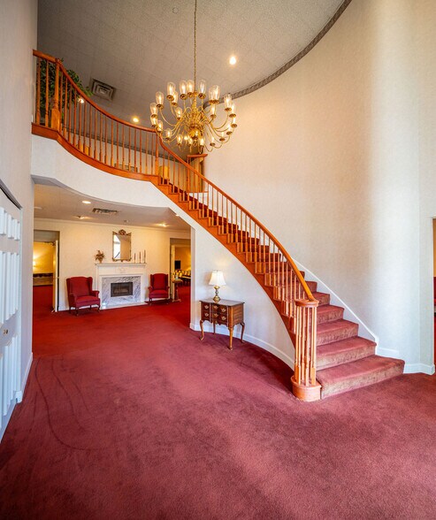 More Photos Of 2990 Bethel Rd, Columbus Funeral Home For Sale