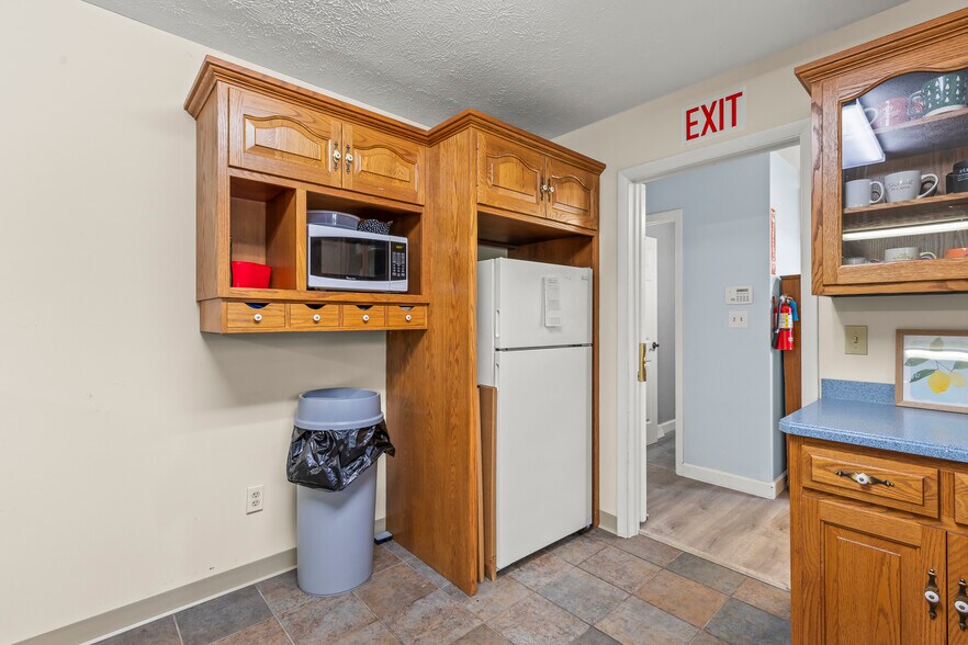 More Photos Of 4901 Central College Rd, Westerville Office Residential For Sale