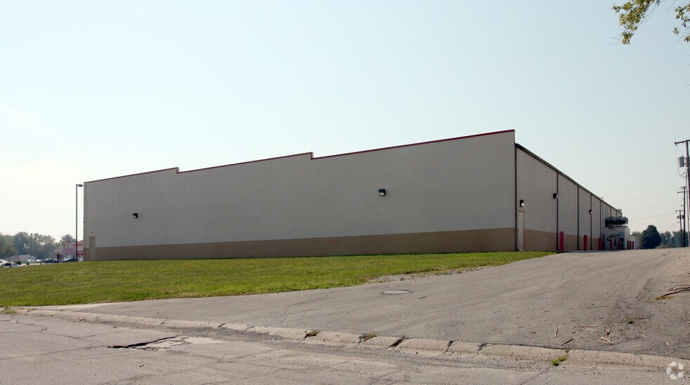 More Photos Of 1900 S Anderson St, Elwood Unknown For Lease