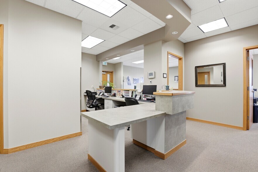 More Photos Of 3804 Kern Way, Yakima Office For Lease