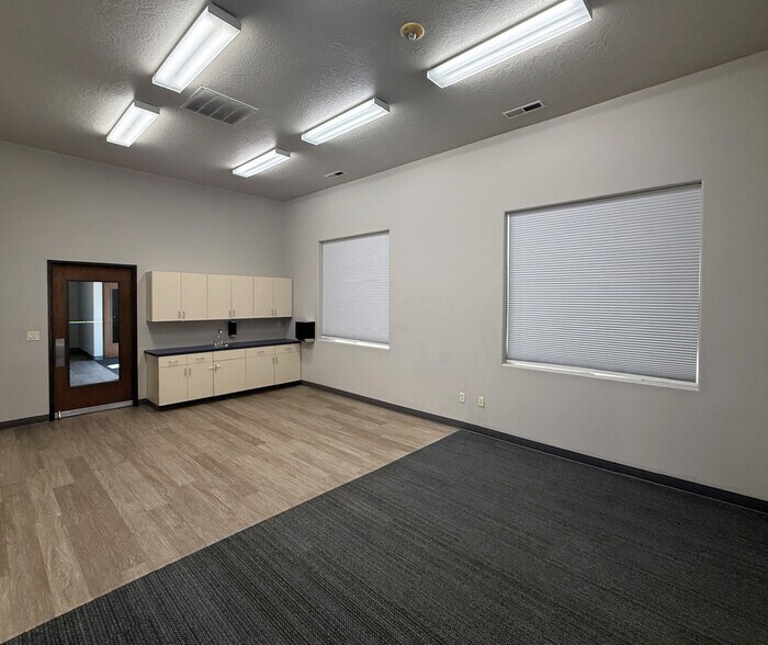 More Photos Of 1017 E Park Blvd, Boise Office For Sale