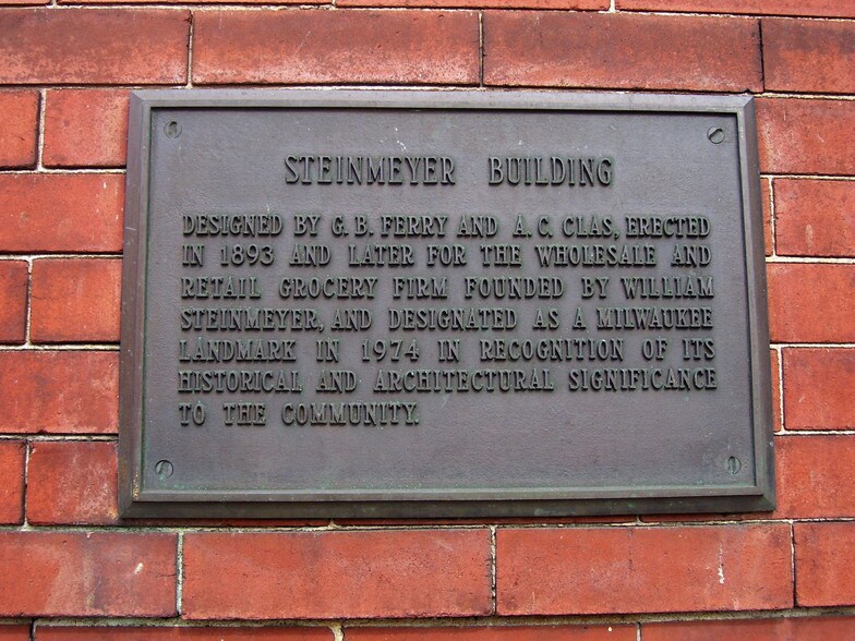 More Photos Of 205 W Highland Ave, Milwaukee Office For Sale