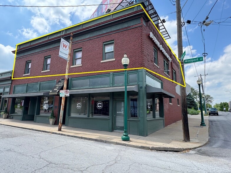 More Photos Of 900 Westport Rd, Kansas City Storefront Retail Office For Lease