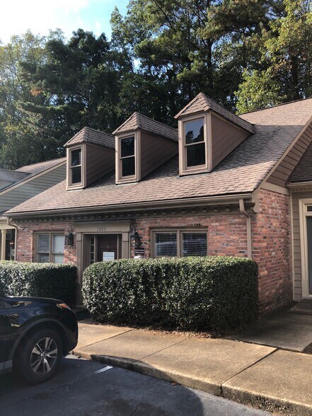 More Photos Of 1029-1057 Dresser Ct, Raleigh Office For Lease