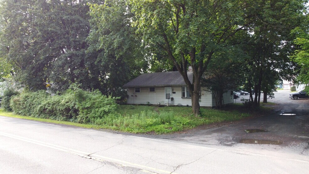 More Photos Of 930 N 9th St, Stroudsburg Storefront Retail Residential For Sale