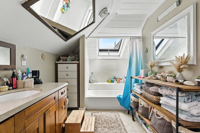 More Photos Of 575 Myrtle St, Half Moon Bay Apartments For Sale