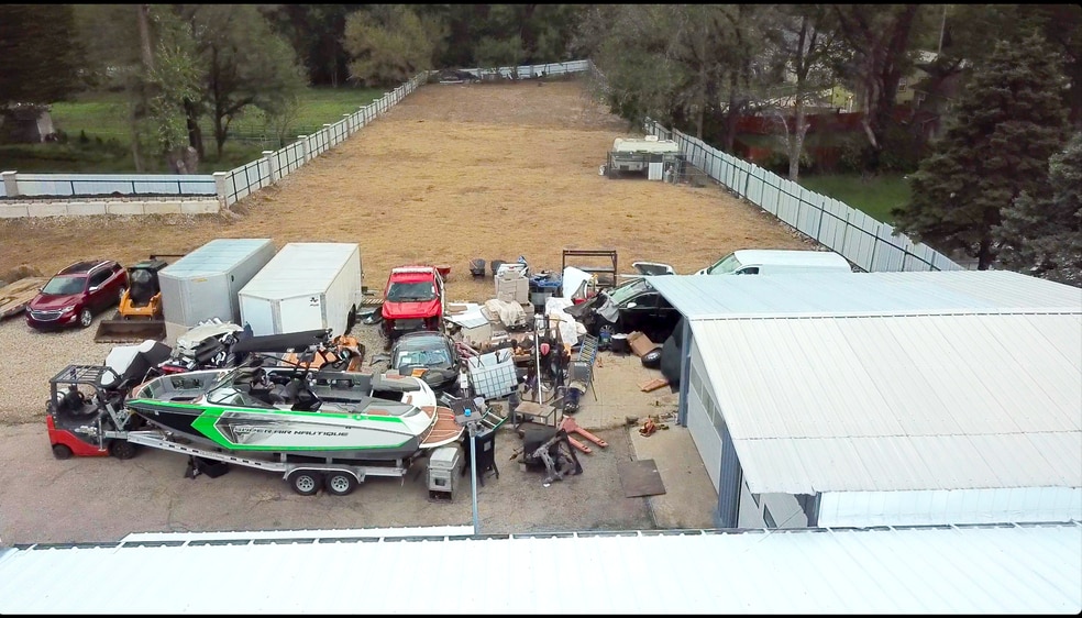 More Photos Of 7511 Leavenworth Rd, Kansas City Auto Repair For Sale