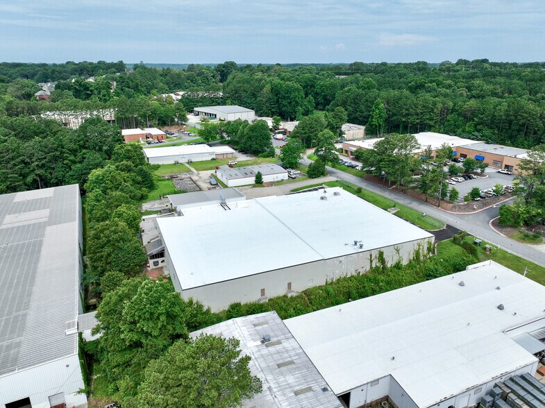 More Photos Of 1850 S Cobb Industrial Blvd, Smyrna Warehouse For Lease