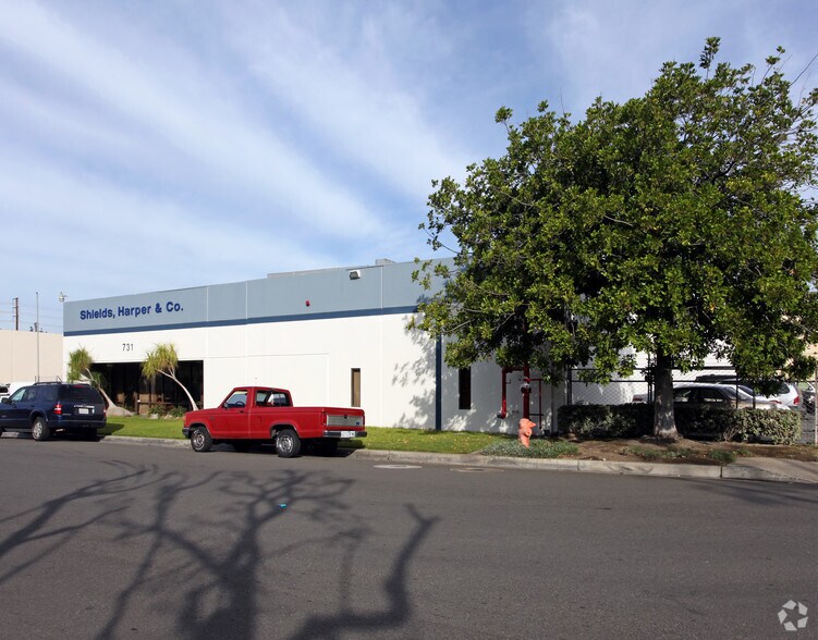 More Photos Of 731 W Angus Ave, Orange Manufacturing For Sale