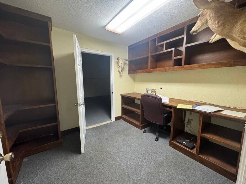 More Photos Of 200 Waler Way, Saint Augustine Warehouse For Lease