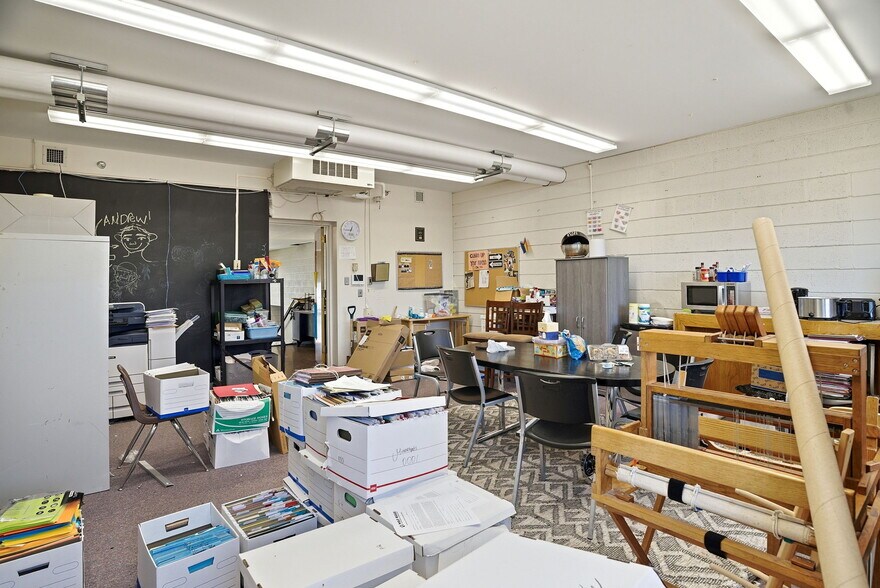 More Photos Of 6541 16TH Ave S, Richfield Schools For Lease
