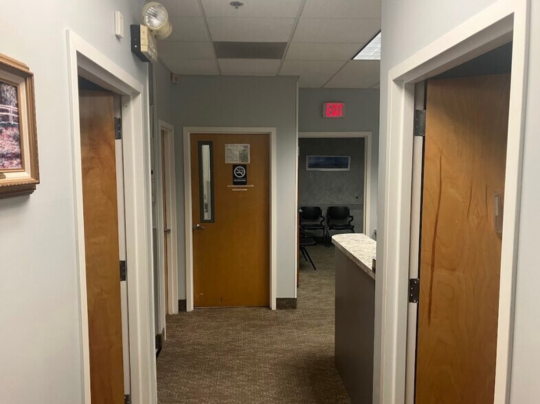 More Photos Of 561 Cranbury Rd, East Brunswick Medical For Sale