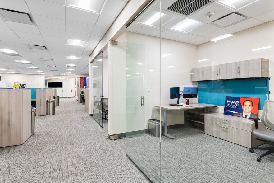 More Photos Of 3303 W Commercial Blvd, Fort Lauderdale Office For Sale