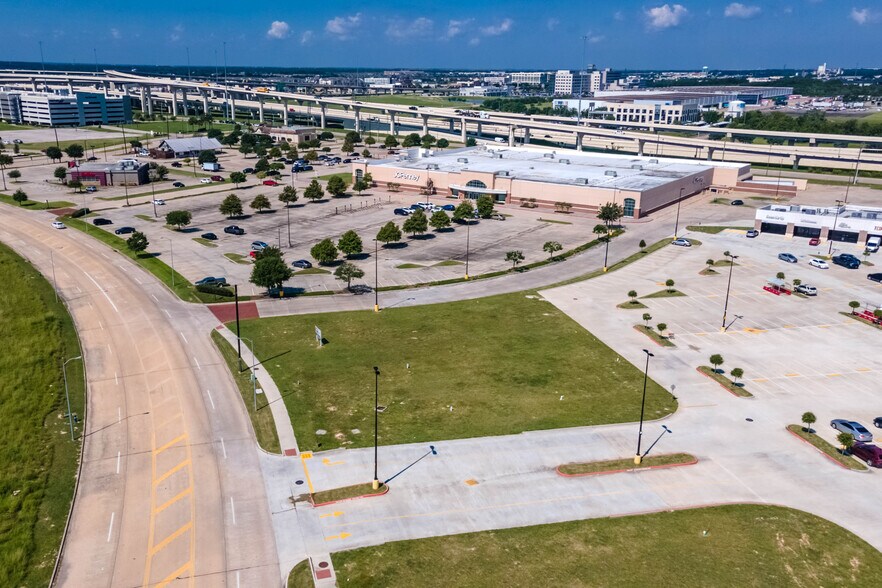 More Photos Of 23603 Grand Circle Blvd, Katy General Retail For Sale